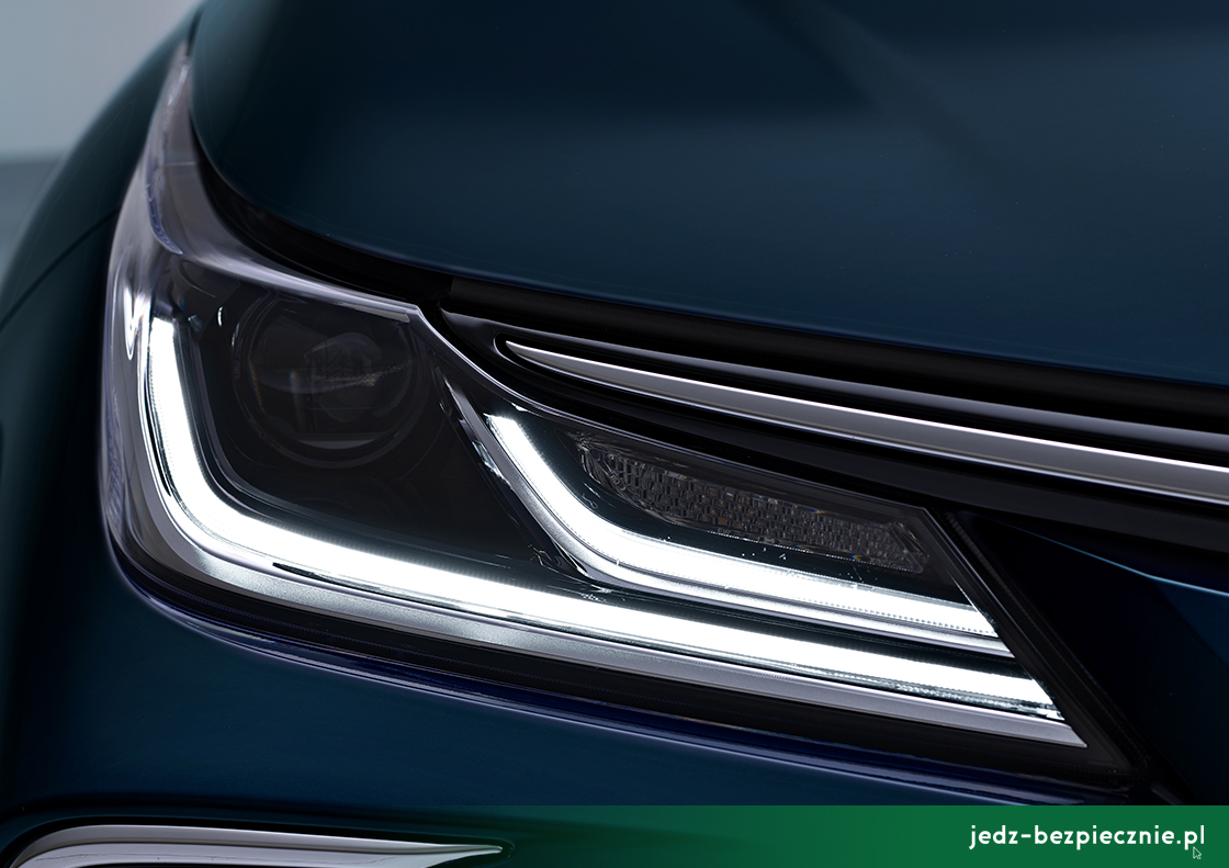 Premiera tygodnia - Toyota Corolla facelifting - nowe reflektory bi-LED